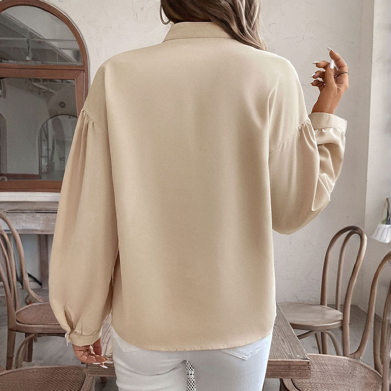 Damen Bluse mit Elegantem Besticktem Ausschnitt R&B