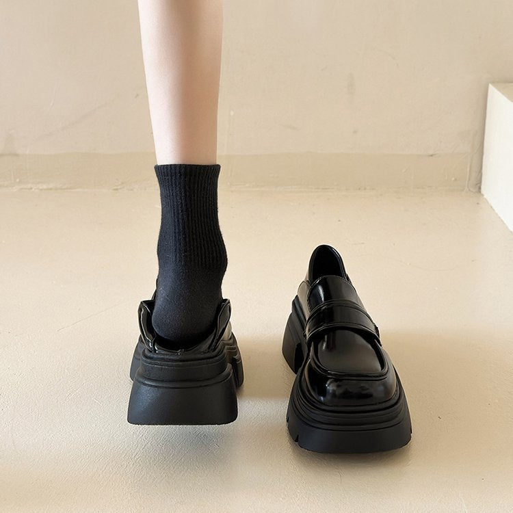 Damen modische Schnürloafers mit stabiler Plattformsohle und eleganter Riemenverzierung R&B