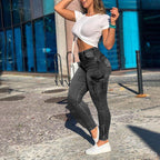 Damen Cargo Jeans mit seitlichen Taschen und modischem Schnitt R&B