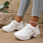 Damen Sneakers mit atmungsaktivem Mesh-Obermaterial und stilvollen Metallic-Akzenten R&B