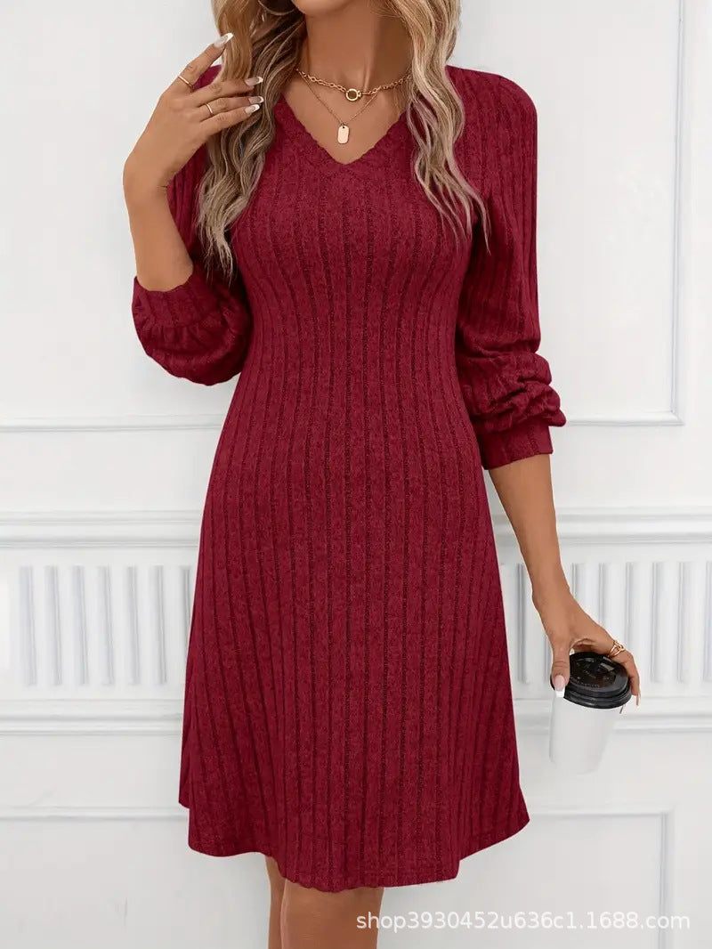 DamenStrickkleid mit V-Ausschnitt und Puffärmeln R&B