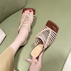 Damen Glänzende Mules mit geflochtenem Riemendesign und elegantem Absatz R&B