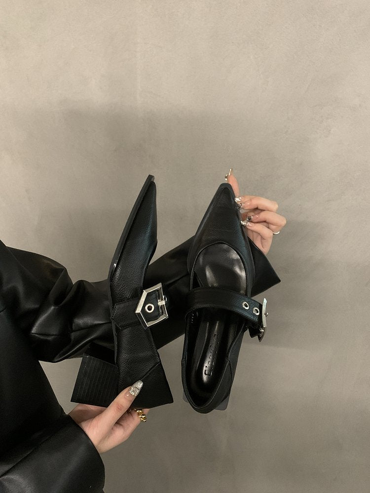 Damen elegante Ballerina-Pumps mit modischem Riemchen und stilvollem Blockabsatz R&B