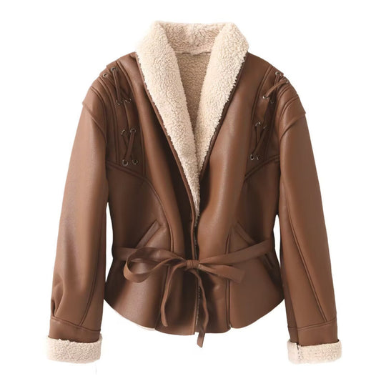 Damen Kunstlederjacke mit warmem Teddyfutter und eleganten Schnürdetails R&B