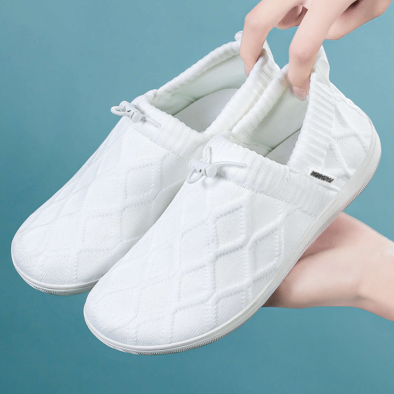 Damen Bequeme Slip-On Sneakers mit elastischem Strickdesign R&B