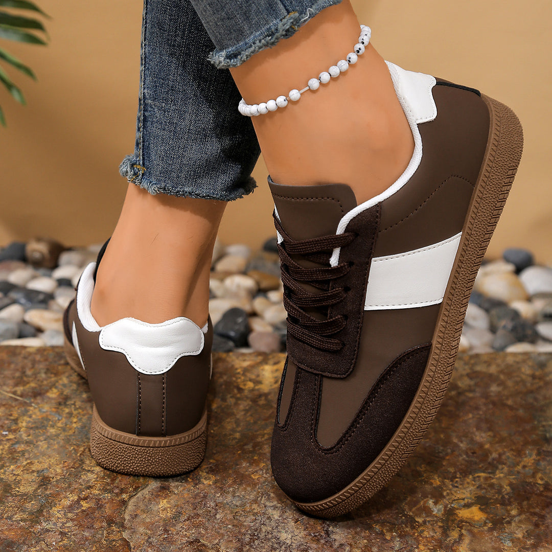 Damen Sneakers im modernen Sportschnitt mit rutschfester Gummisohle R&B