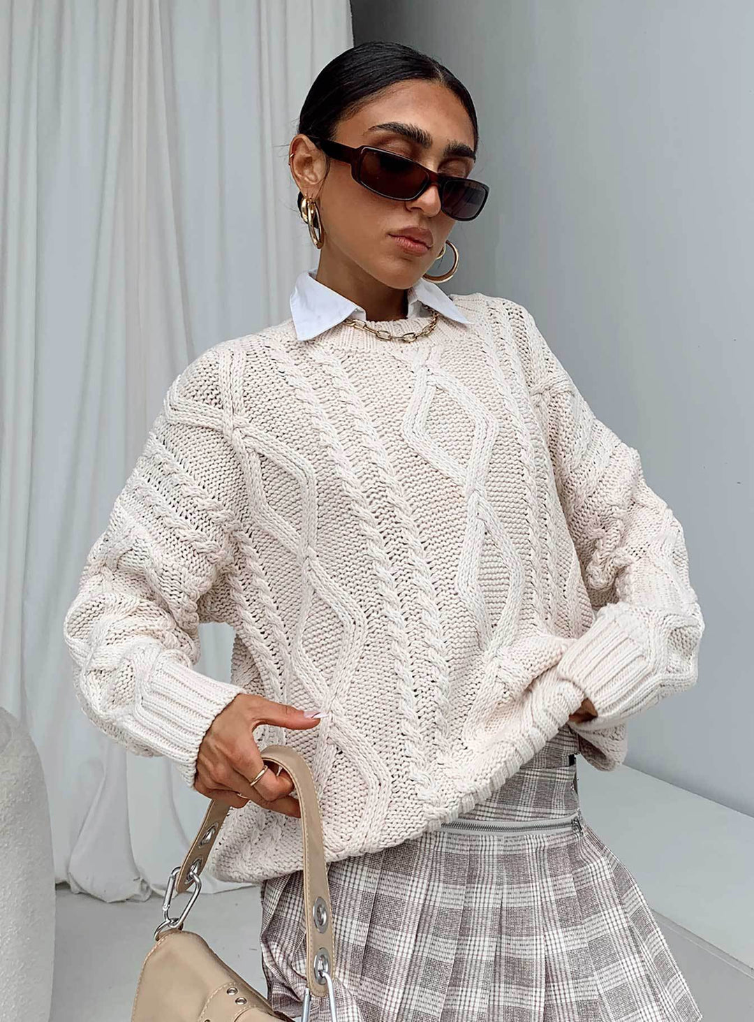 Damen Grobstrickpullover mit voluminösen Ärmeln und klassischem Zopfmuster R&B