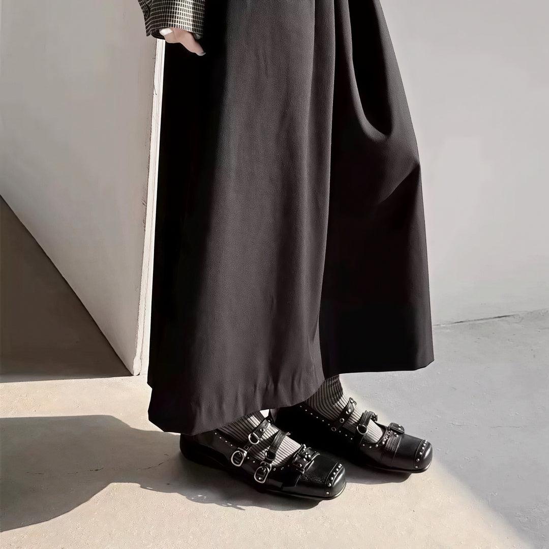 Damen Modische Ballerinas mit verstellbarem Riemchen und eleganten Nieten R&B