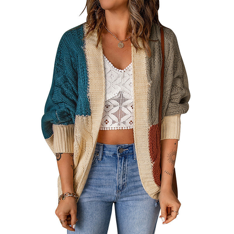 Damen Grobstrickjacke mit buntem Muster und lässiger Passform R&B