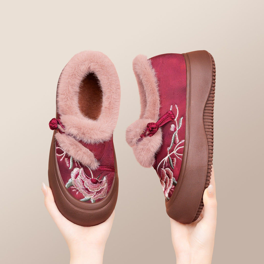 Damen Hausschuhe mit eleganter Stickerei und kuscheligem Futter R&B