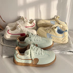 Damen Sneaker mit modischen Akzenten und rutschfester Sohle