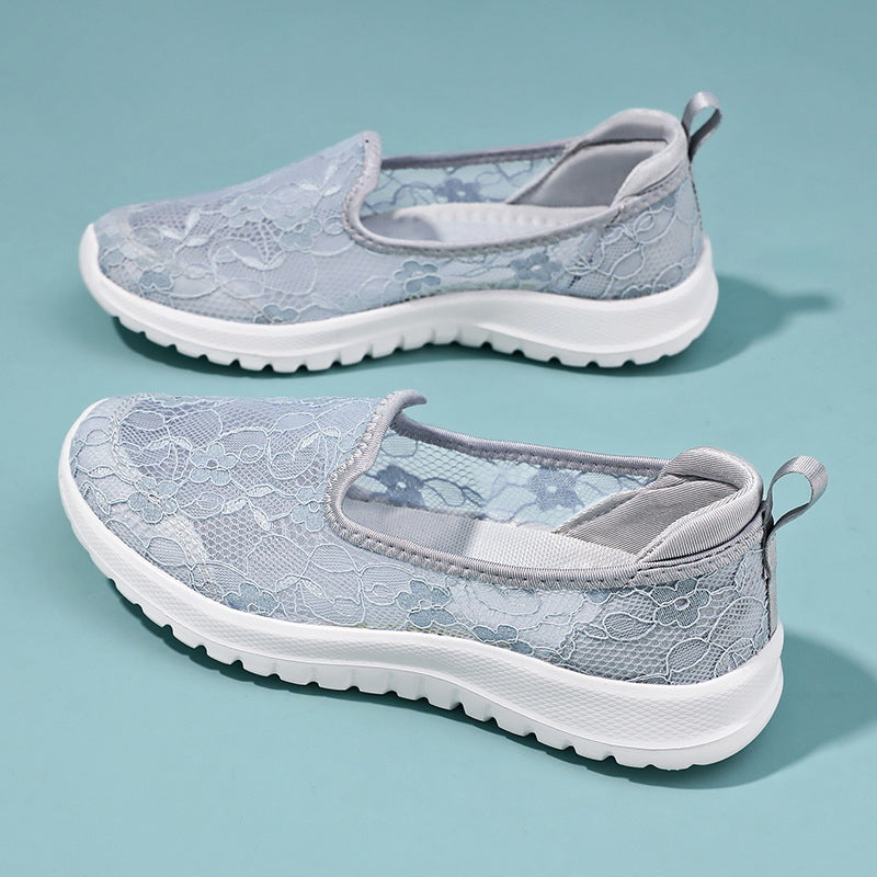 Damen Slip-On Sneakers mit eleganter Spitze und dämpfender Sohle R&B