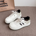 Damen modische Sneakers mit kariertem Einsätzen und gepolsterter Sohle