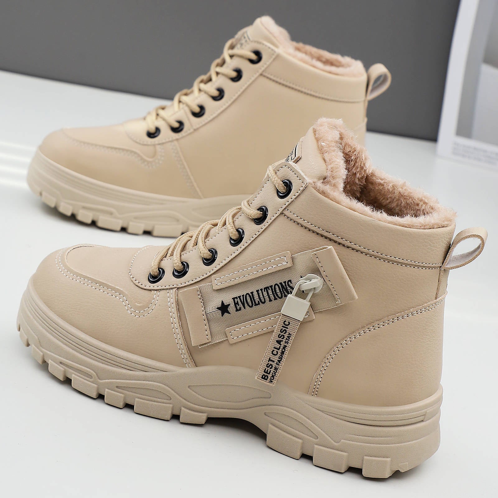 Damen Wärmende Winterstiefel mit rutschfester Sohle und gemütlichem Futter R&B