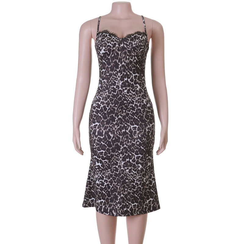 Damen figurbetontes Minikleid mit Leopardenmuster und elegantem Herz-Ausschnitt R&B