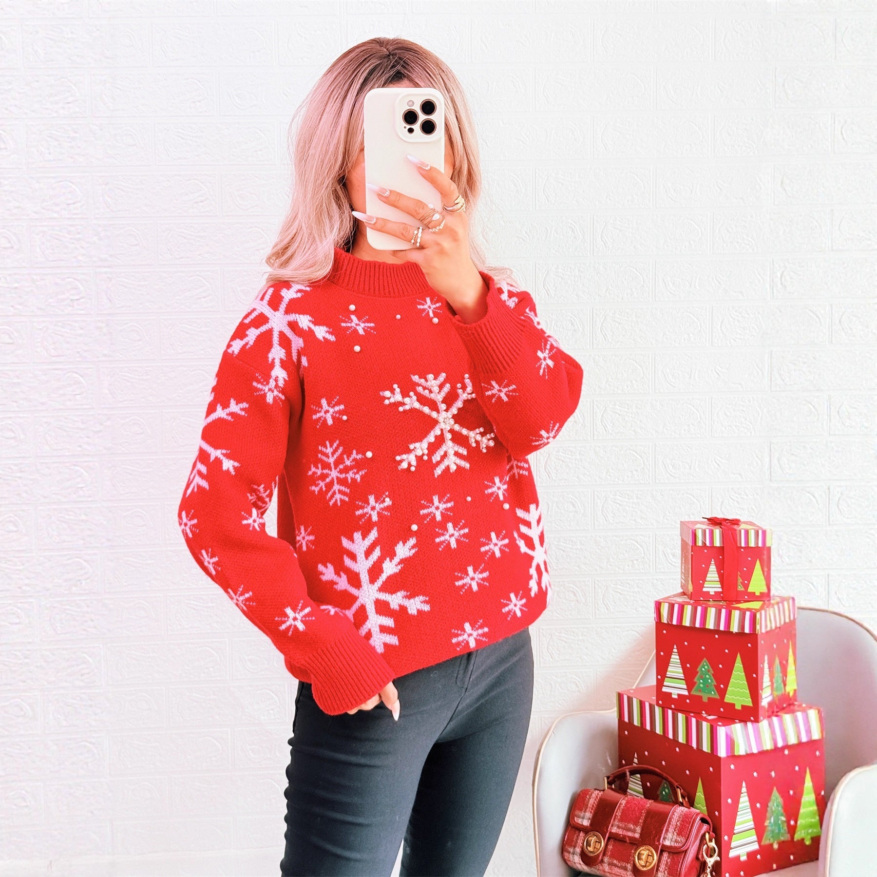 Damen Weihnachts-Pullover mit festlichem Schneemuster und hohem Kragen R&B