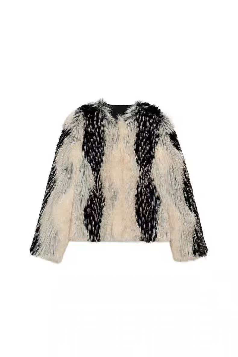 Damen nan kurze Kunstpelzjacke mit kontrastierenden Längsbesätzen und Rundhalsausschnitt R&B