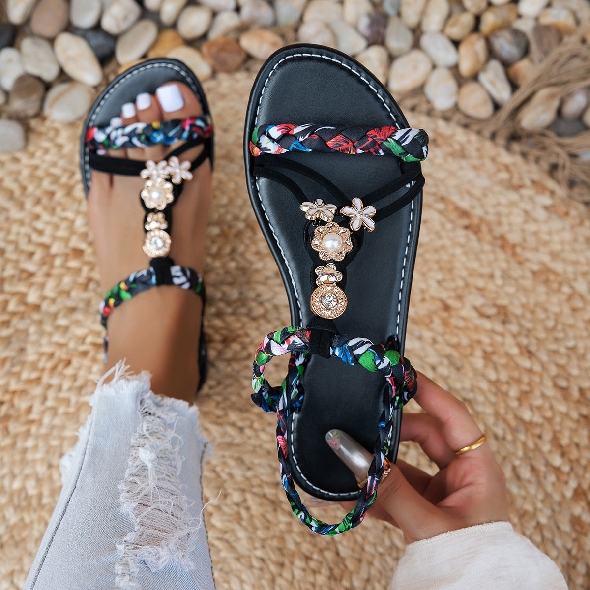 Damen dekorative Riemchensandalen mit floralem Design R&B