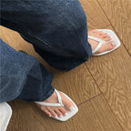 Damen Zehentrenner-Sandalen mit geschwungenem Fußbett und eleganter Riemenkonstruktion R&B