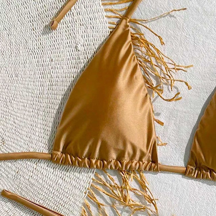 Damen Triangel-Bikini mit verstellbaren Trägersystem und raffinierten Rüschendetails R&B
