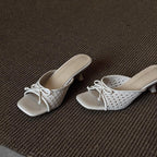 Damen modische Mules mit elegantem Schleifen-Design und komfortablem Absatz R&B