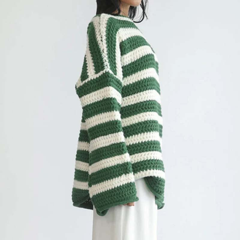 R&B | Gestreifter Strickpullover Mit Sanften Farben
