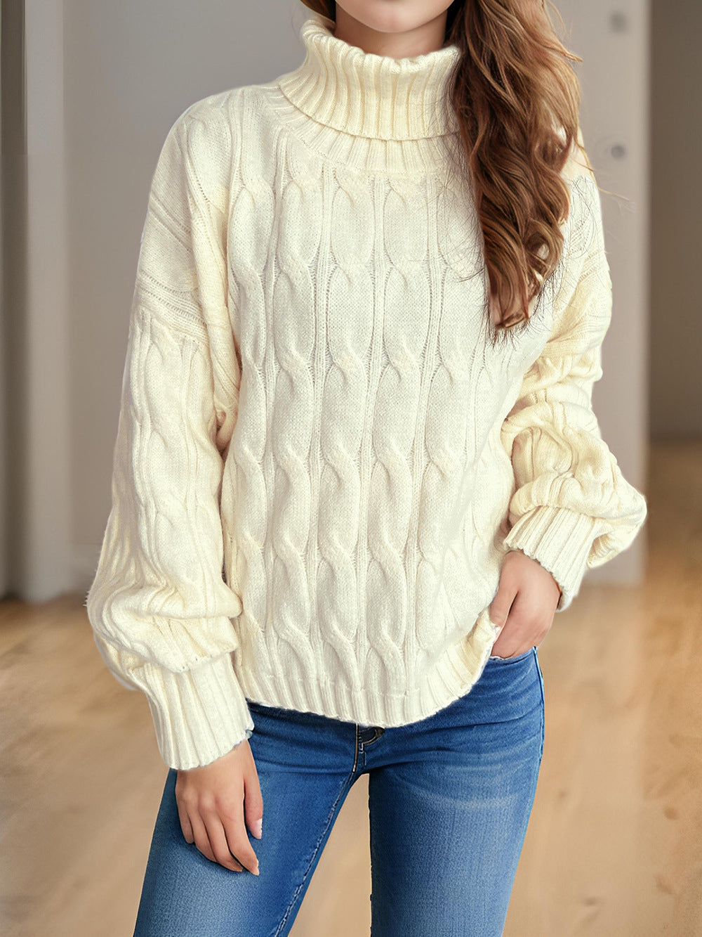 Damen Strickpullover mit hohem Kragen und strukturierter Zopfoptik R&B