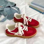 Damen Sneakers im sportlich-eleganten Retro-Design mit hochwertigen Material und bequemer Sohle R&B