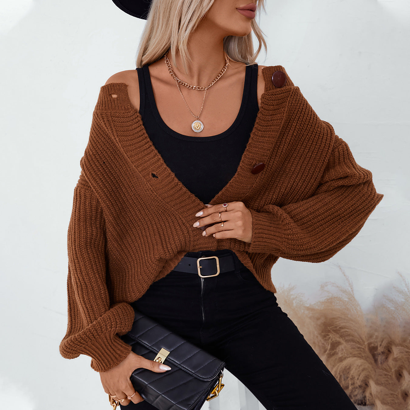 Damen gemütliche Strickjacke mit großen Knöpfen und lässigem Schnitt