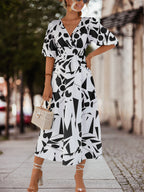 Damen Midikleid mit geometrischem Muster und elastischem Bund R&B