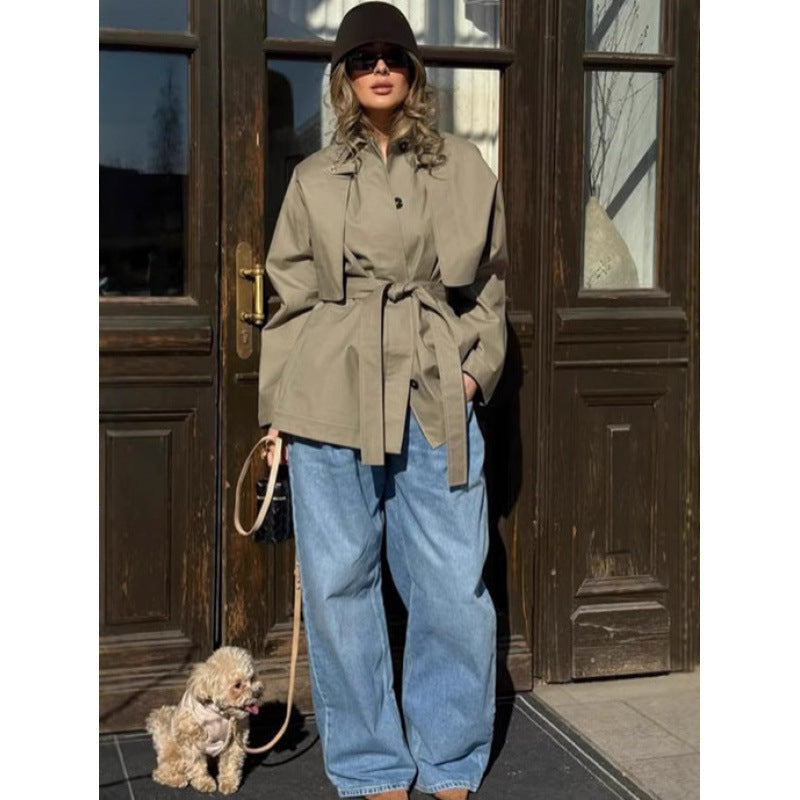 Damen Trenchcoat mit taillierbarem Gürtel und modischen Revers R&B