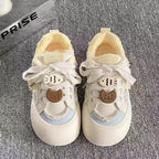 Damen Sneakers mit flauschigem Innenfutter und verspieltem Schnürsystem R&B