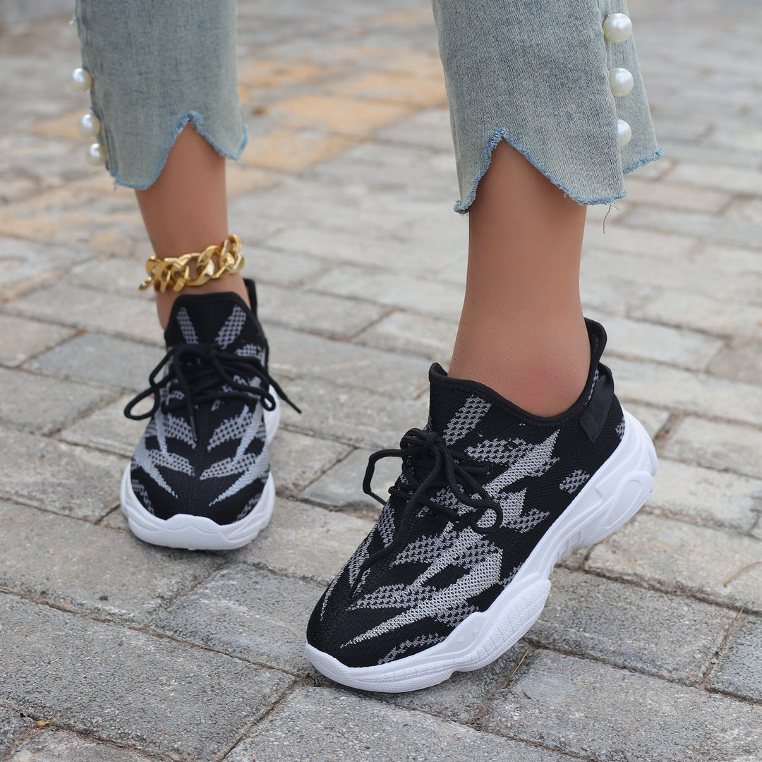 Damen Sportliche Sneakers mit innovativer Strickoberfläche und flexibler Laufsohle R&B