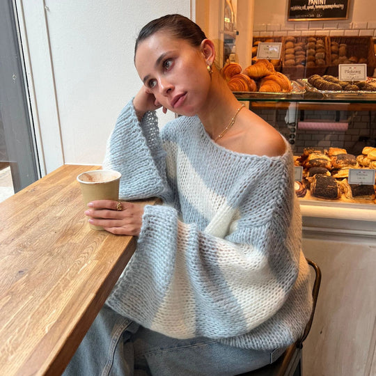 Damen Grober Strickpullover mit weitem Schnitt und breiten Ärmeln R&B