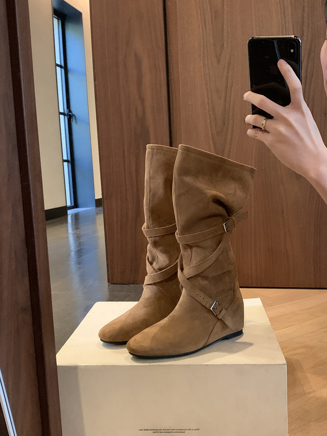 Damen Elegante Stiefel mit verstellbarem Riemen und komfortablem Fußbett R&B
