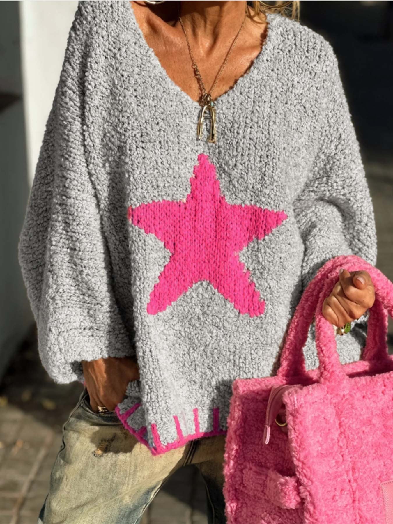 Damen Strickpullover mit V-Ausschnitt und auffälligem Sternenmuster