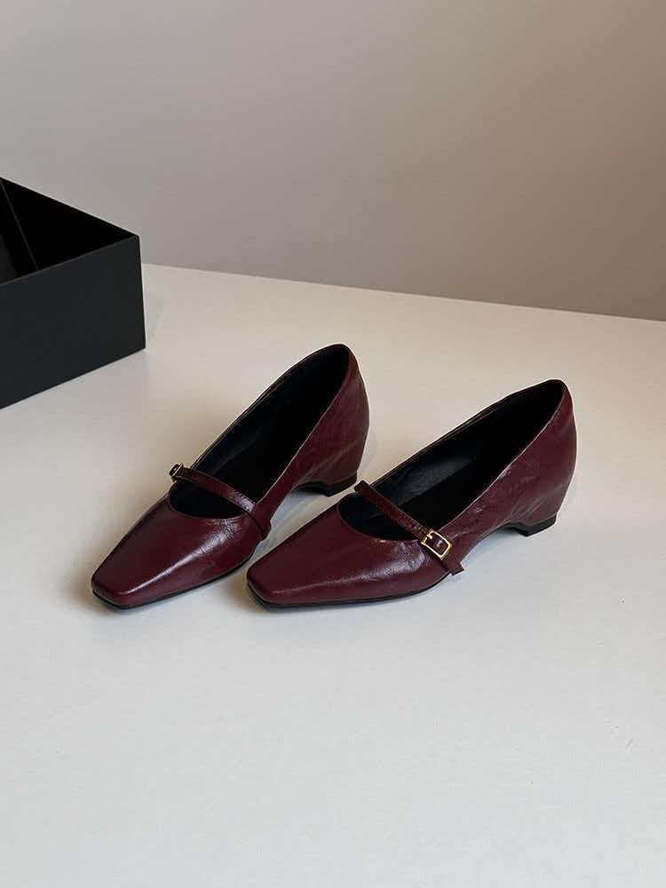 Damen elegante Pumps mit modischem Riemchen und komfortablem Blockabsatz R&B