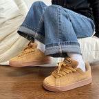 Damen Sneaker mit weichem Nubukleder und gepolsterter Innensohle