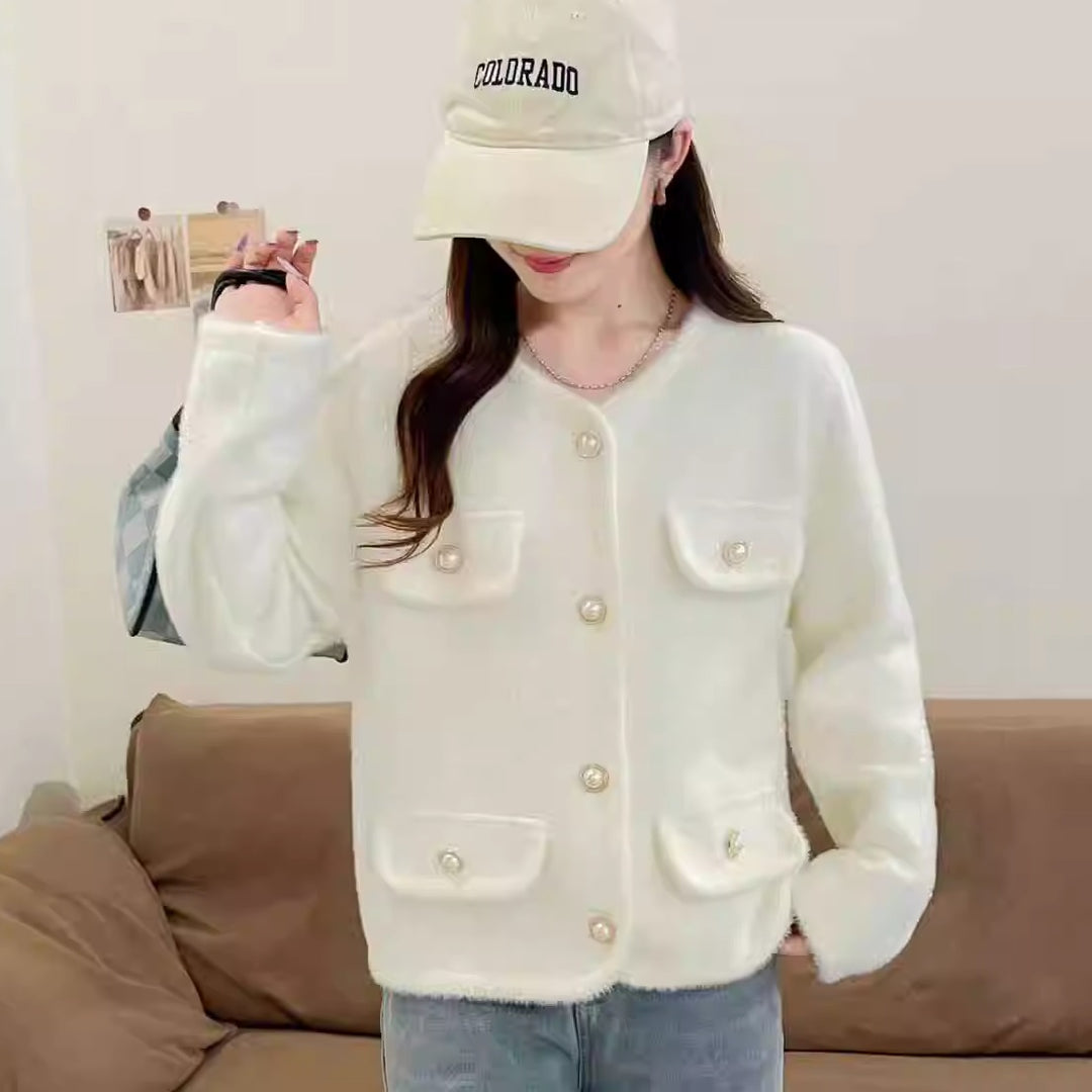 Damen Flauschiger Cardigan mit dekorativen Knopfdetails und praktischen Taschen R&B