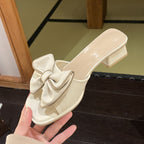 Damen modische Riemensandalen mit großen Schleifen von EB