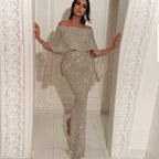Damen Glamouröses Abendoutfit mit schulterfreiem Oberteil und fließenden Beinen R&B