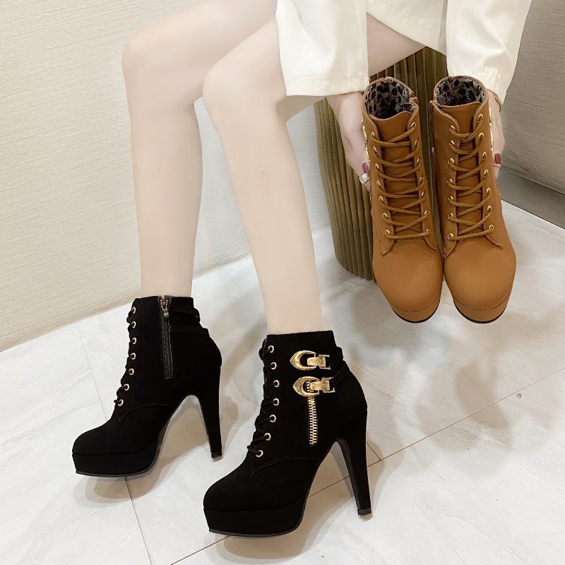 Damen Stiefeletten mit stylischem Schnürdesign und goldenen Akzent-Details R&B