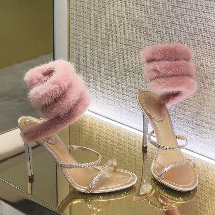 Damen Elegante Hochwertige Sandalen mit funkelnden Riemen und luxuriösem Kunstfell R&B