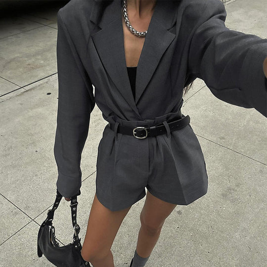 Damen Blazer-Kurzanzug mit Taillengürtel R&B