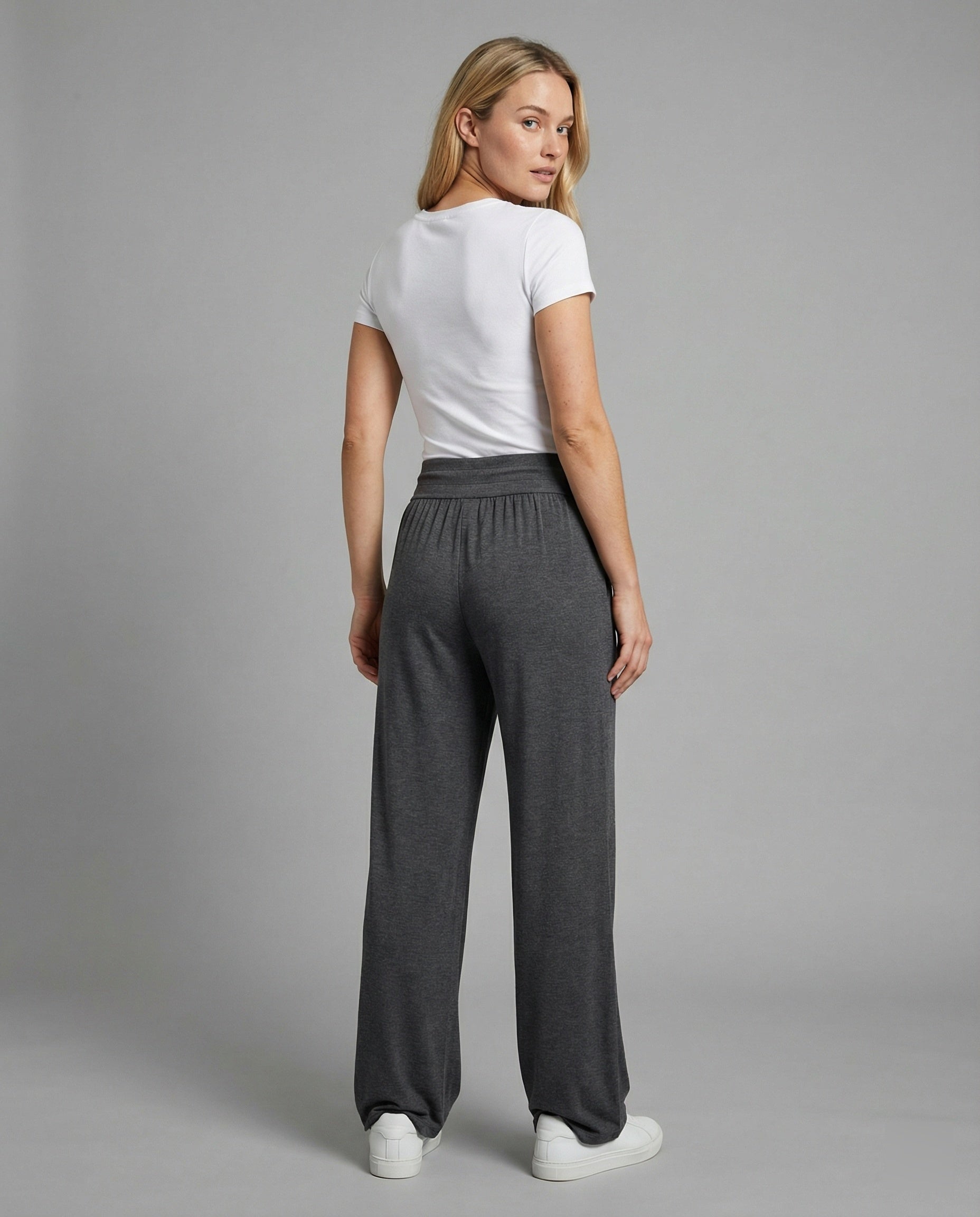 Bequeme Oversize Jogginghose für Damen in großen Größen Herbstkollektion