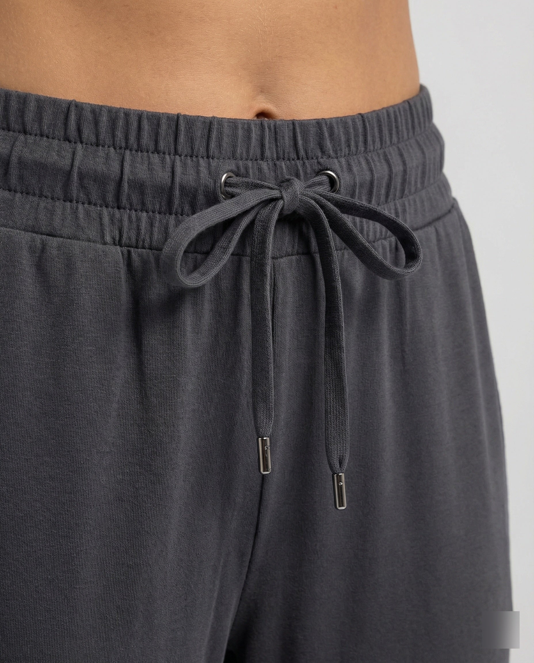 Bequeme Oversize Jogginghose für Damen in großen Größen Herbstkollektion