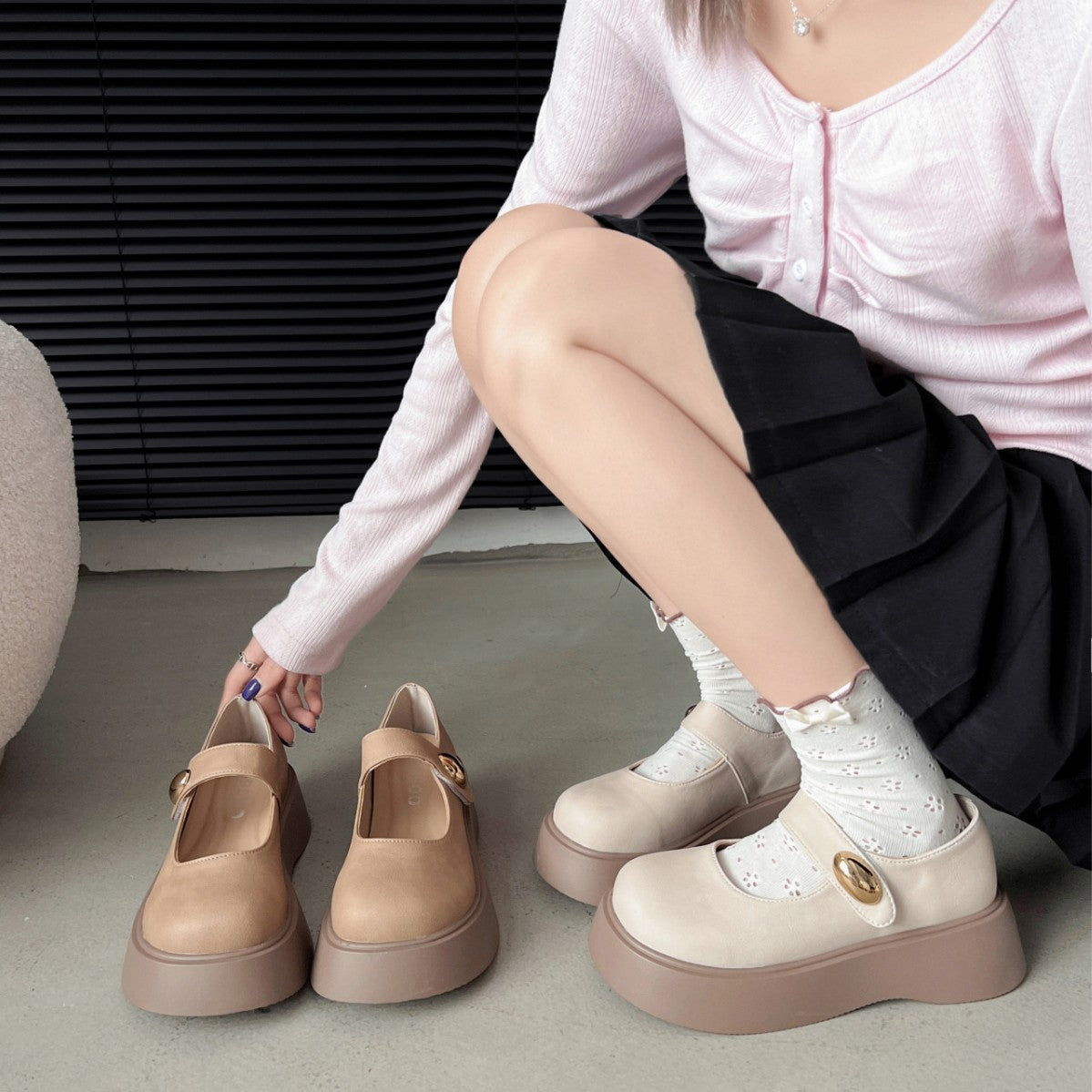 Damen Modische Plateau-Mary Jane Schuhe mit dekorativem Riemen und komfortabler Sohle R&B