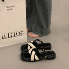 Damen modische Riemchen-Sandalen mit eleganten Akzenten