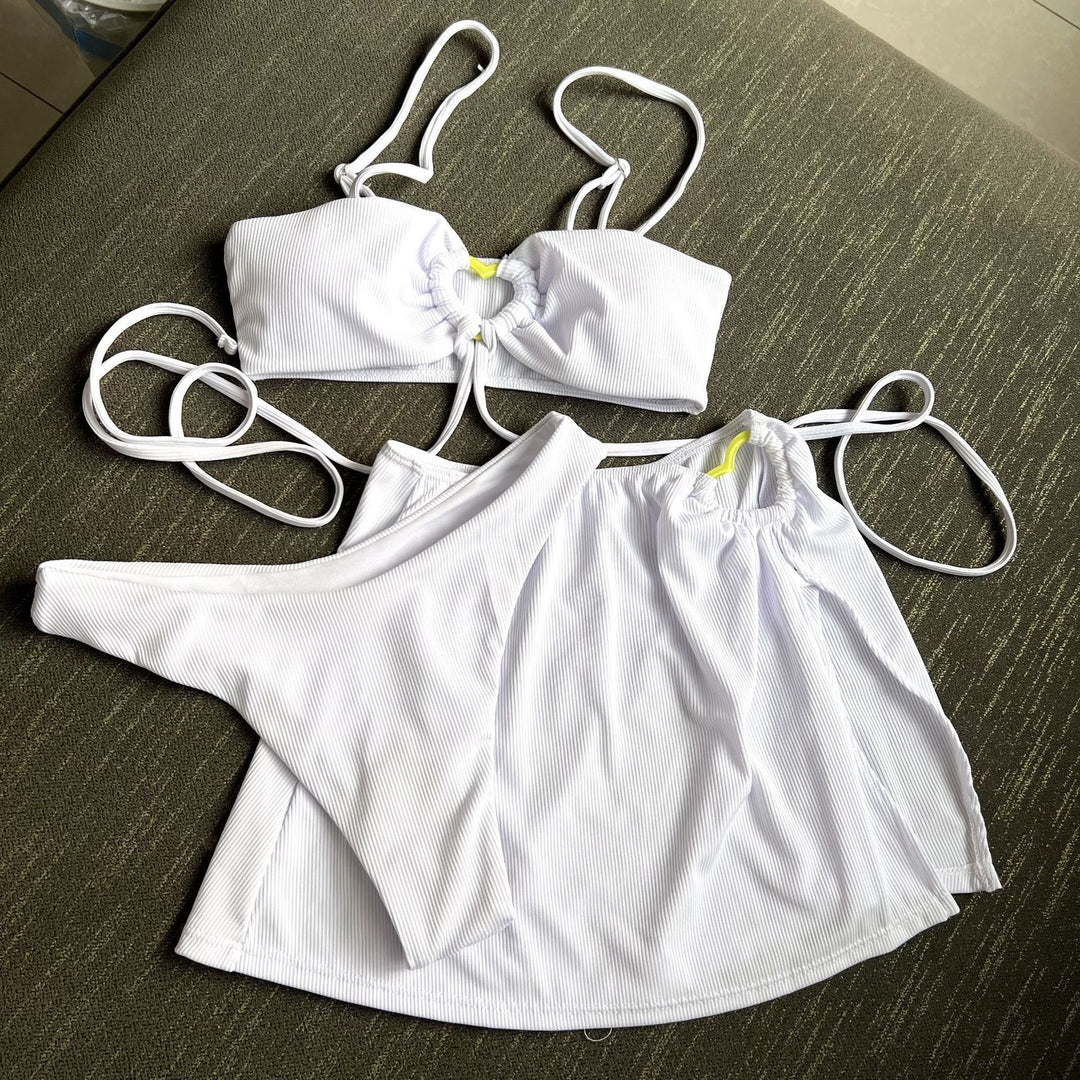 Damen Bikini-Set mit elegantem Knopf-Detail und hohem Beinausschnitt R&B