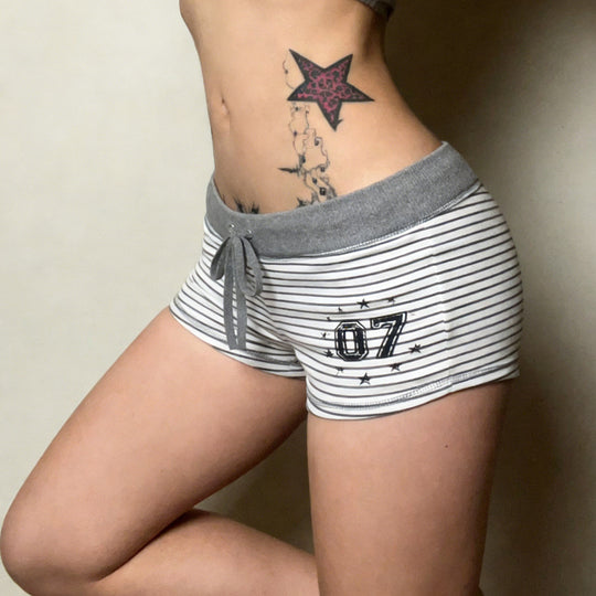 Damen Baumwollshorts mit komfortablem Gummibund und trendigem Streifenmuster R&B